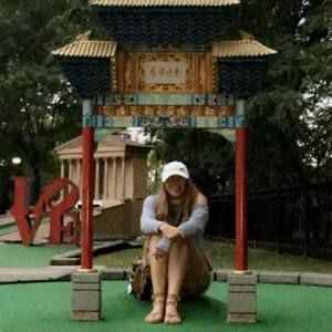 Meet your Posher, Rebecca